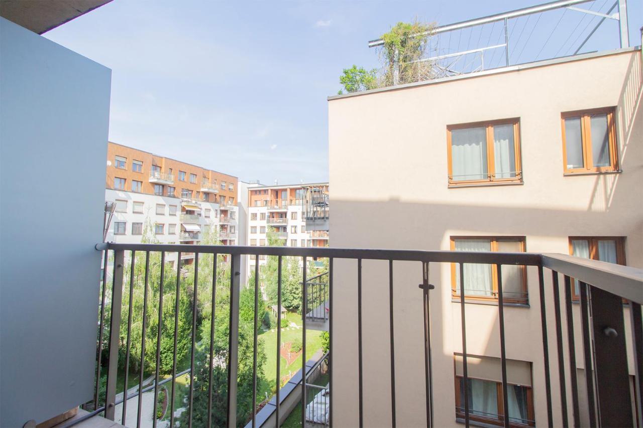 Corvin Modern Studio With Ac, Parking Apartment Будапеща Екстериор снимка