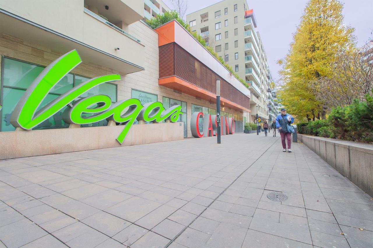 Corvin Modern Studio With Ac, Parking Apartment Будапеща Екстериор снимка