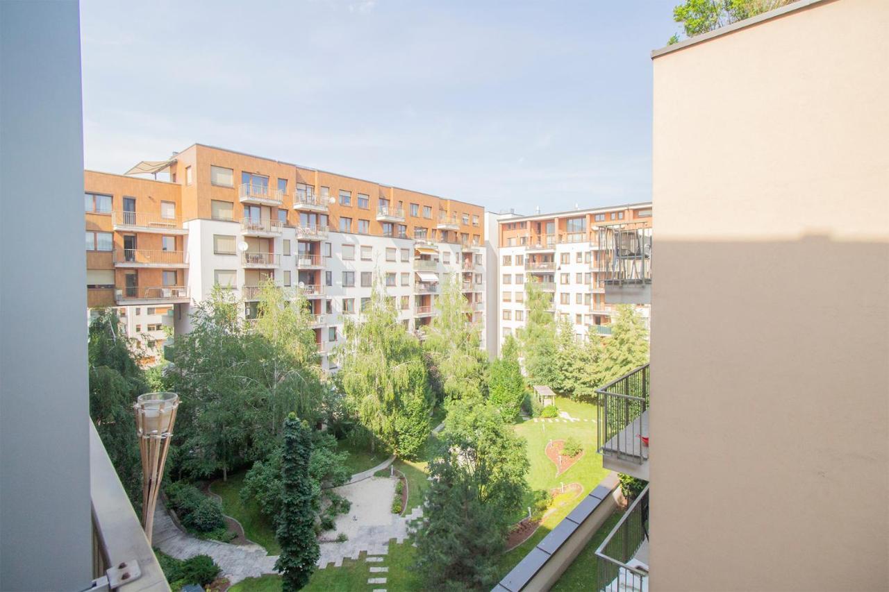 Corvin Modern Studio With Ac, Parking Apartment Будапеща Екстериор снимка